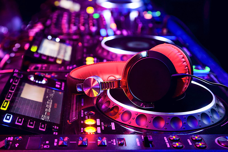 How to Rent to Own DJ Equipment